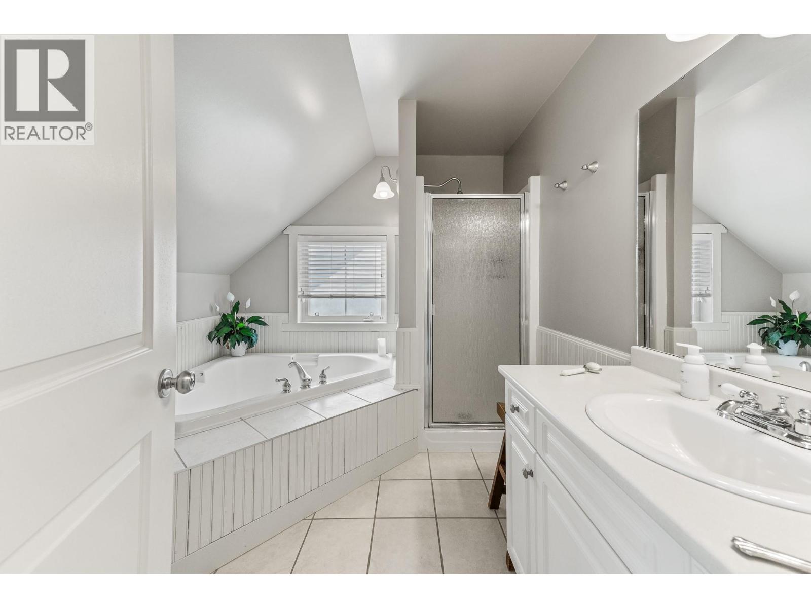  1590 West Kelowna Road, West Kelowna