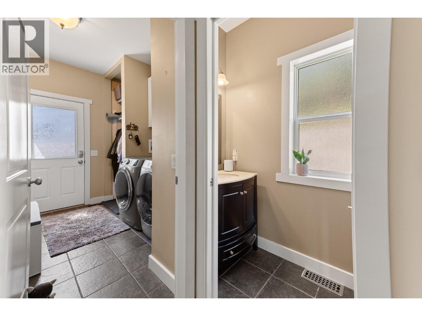  1590 West Kelowna Road, West Kelowna