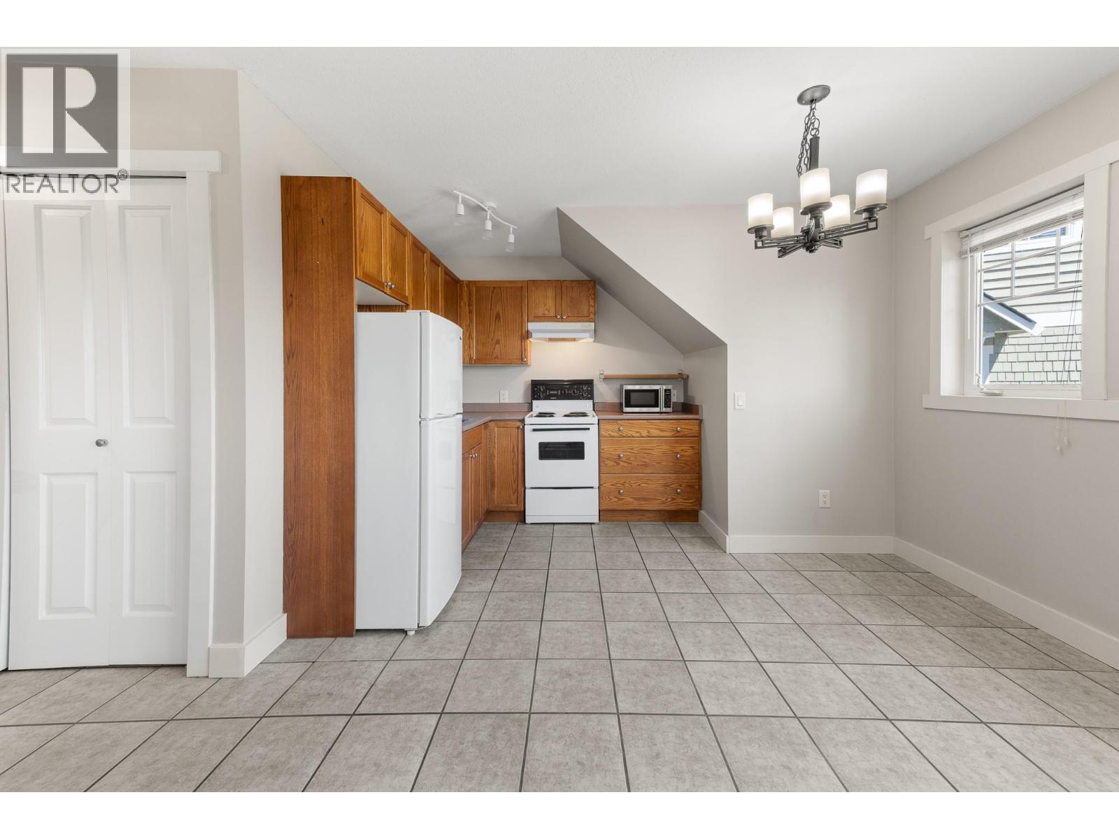  1590 West Kelowna Road, West Kelowna
