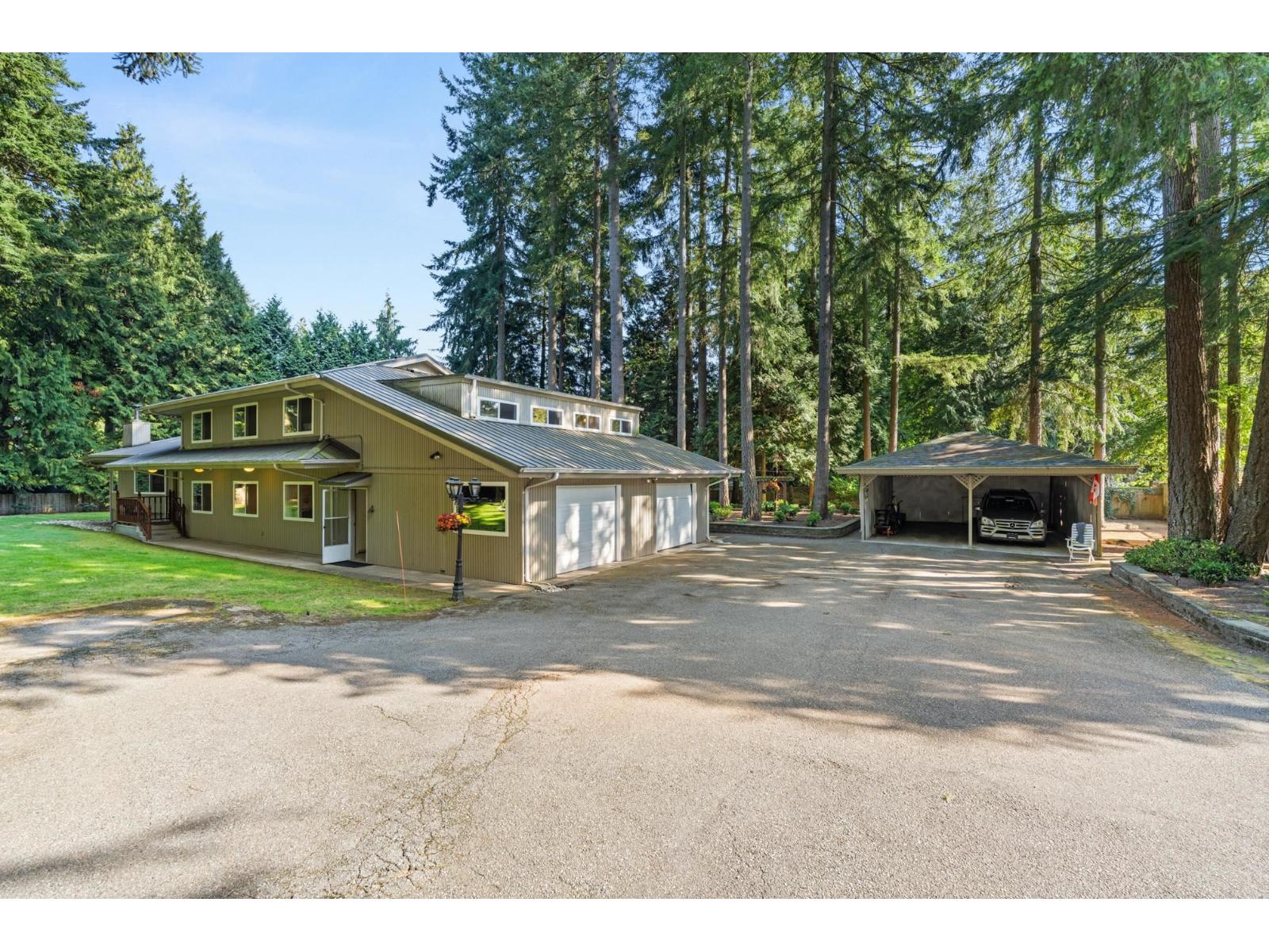 Photo 4 of 13514 20 Avenue, Surrey BC