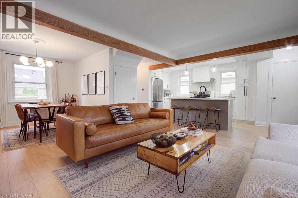 Photo 4 of 197 East 43rd Street, Hamilton ON