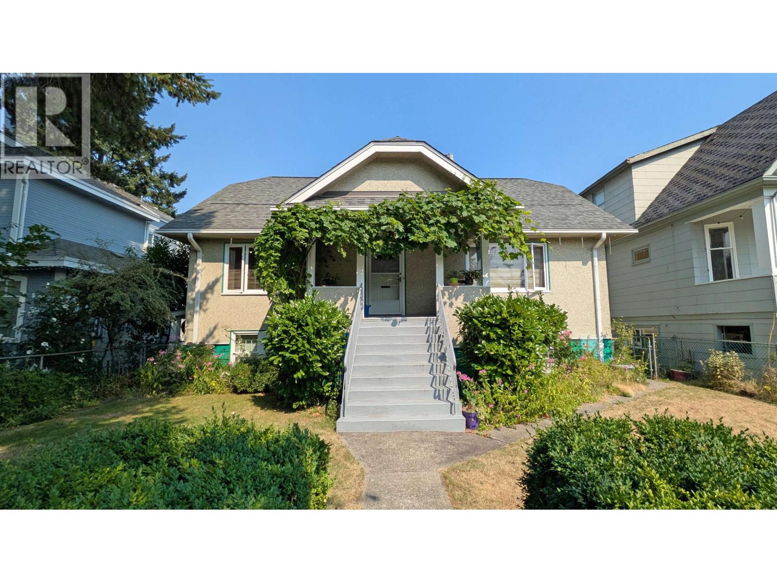 Photo 1 of 1223 1225 E 19th Avenue, Vancouver BC