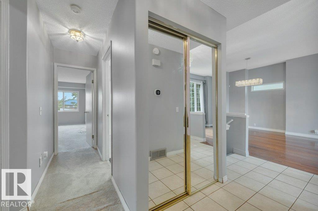 Photo 16 of 3524 40 Av Nw, Edmonton AB