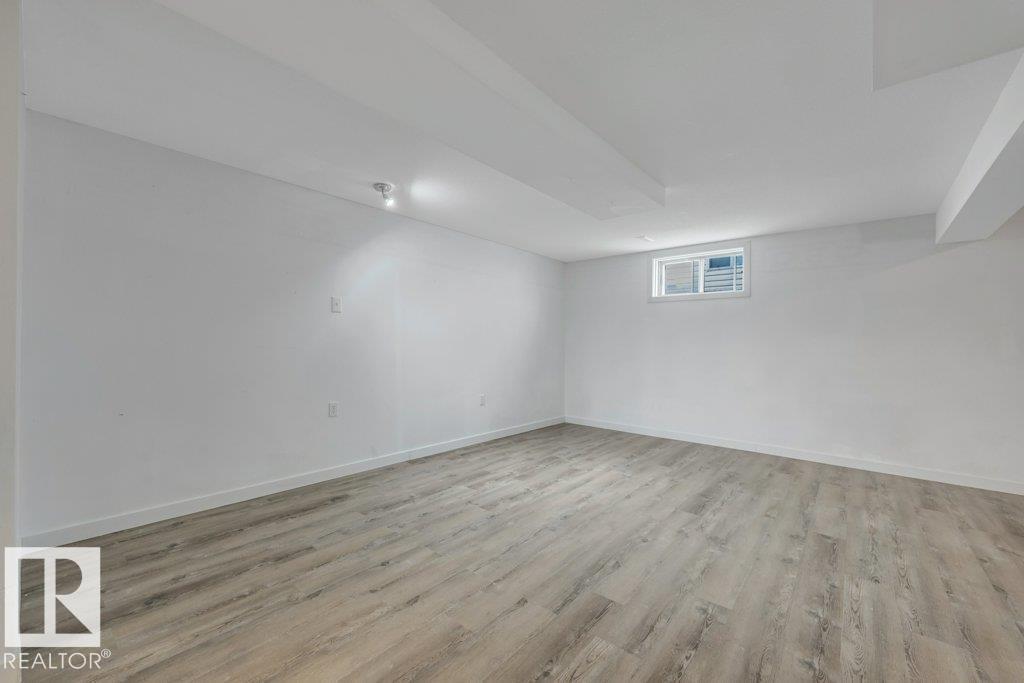 Photo 33 of 3524 40 Av Nw, Edmonton AB