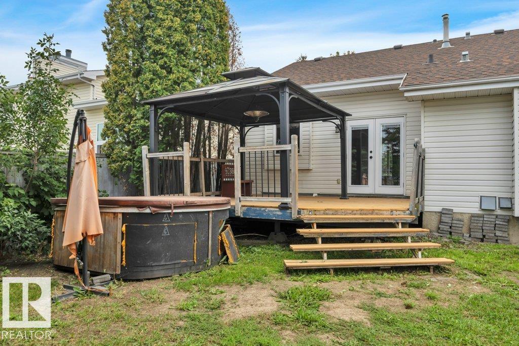 Photo 38 of 3524 40 Av Nw, Edmonton AB
