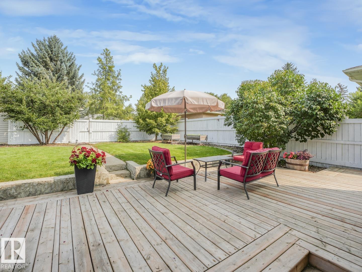 Photo 32 of 14316 56 Av Nw, Edmonton AB