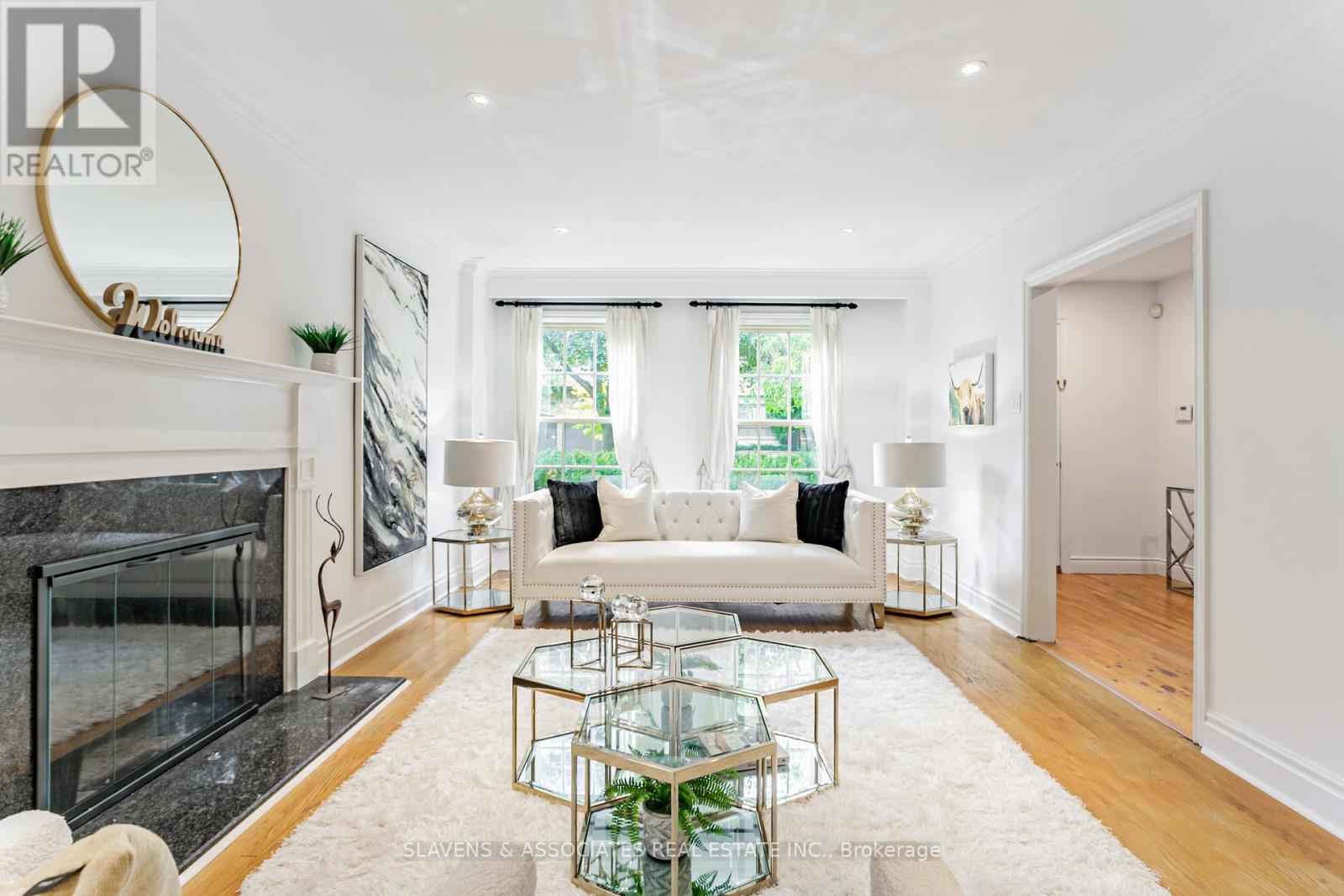 Photo 6 of 123 Lord Seaton Road, Toronto ON