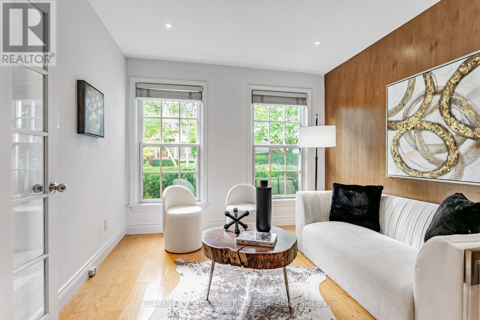 Photo 8 of 123 Lord Seaton Road, Toronto ON