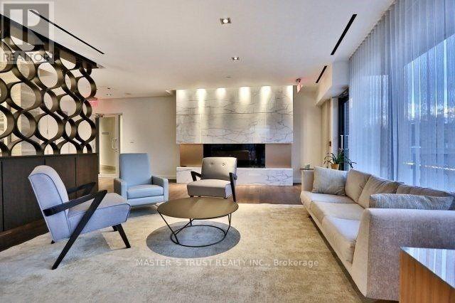 Photo 11 of 406 85 The Donway W, Toronto ON