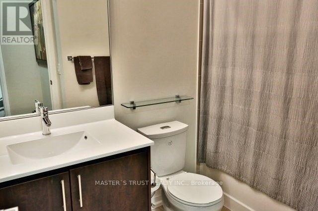 Photo 9 of 406 85 The Donway W, Toronto ON