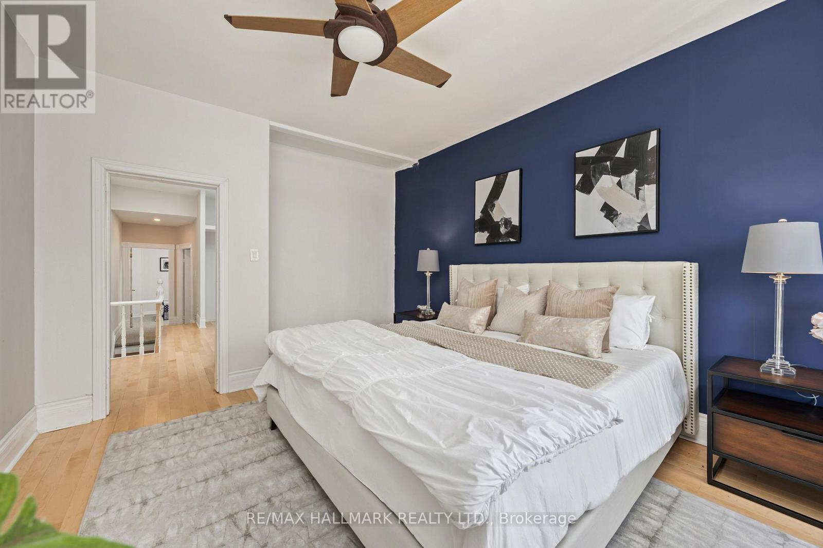 Photo 15 of 690 Adelaide Street W, Toronto ON