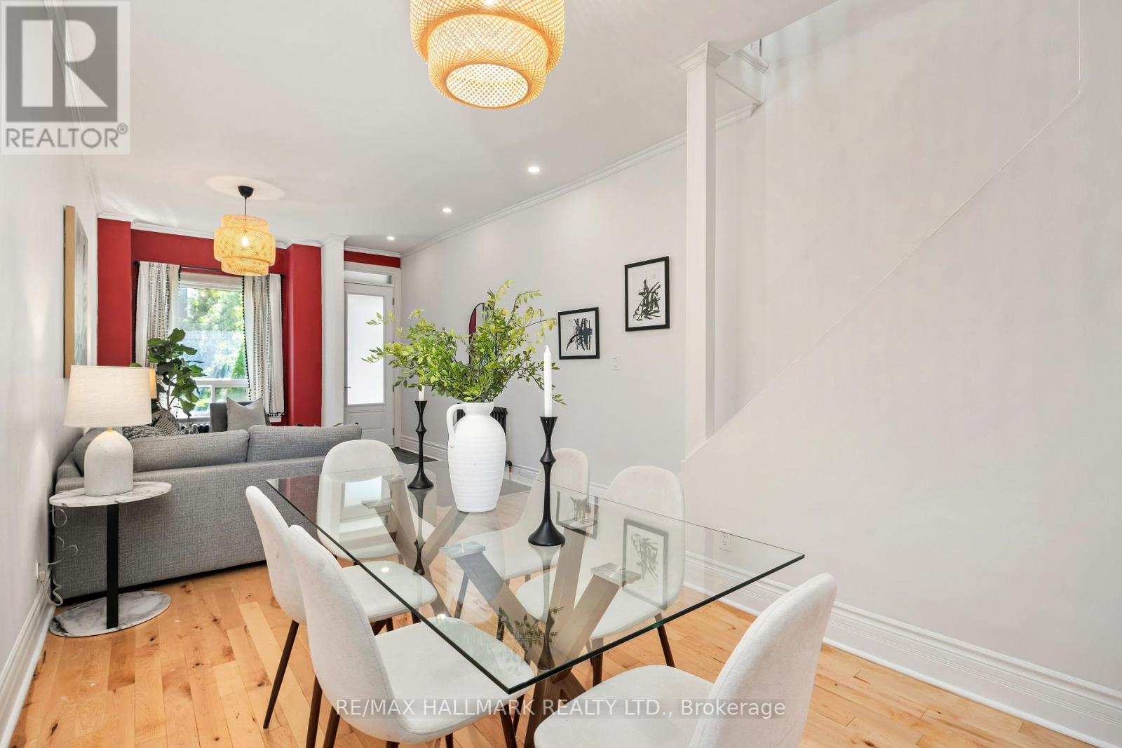 Photo 8 of 690 Adelaide Street W, Toronto ON