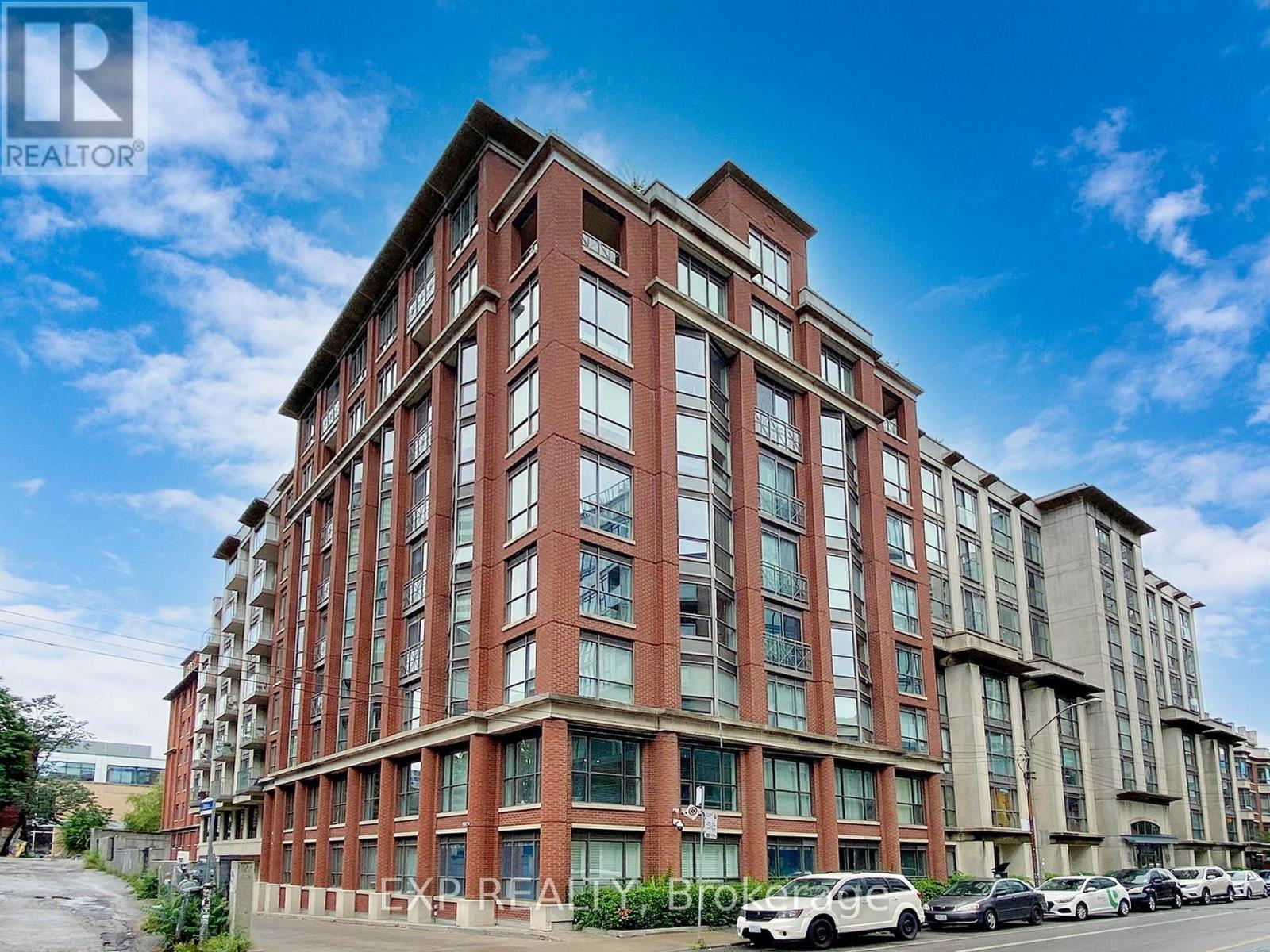 Photo 1 of 108 18 Beverley Street, Toronto ON