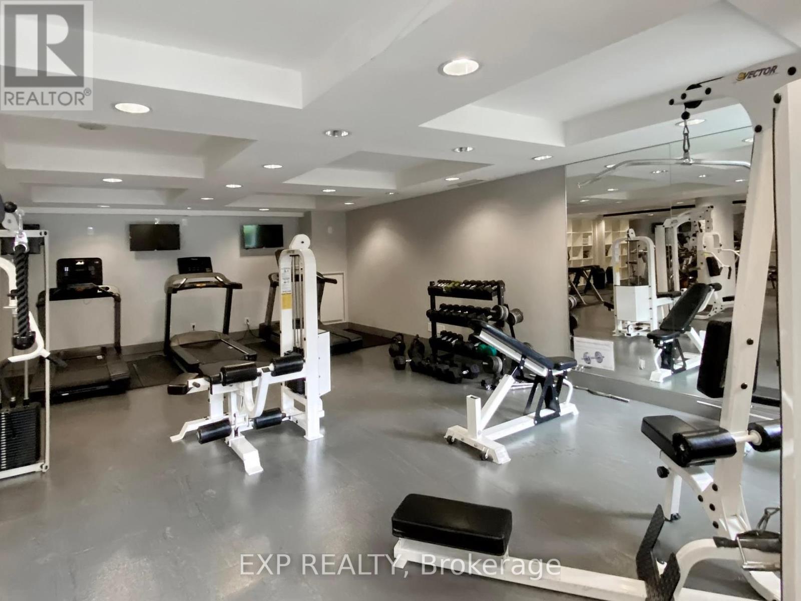 Photo 19 of 108 18 Beverley Street, Toronto ON
