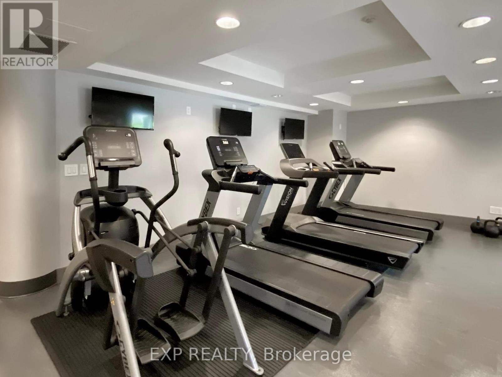 Photo 20 of 108 18 Beverley Street, Toronto ON