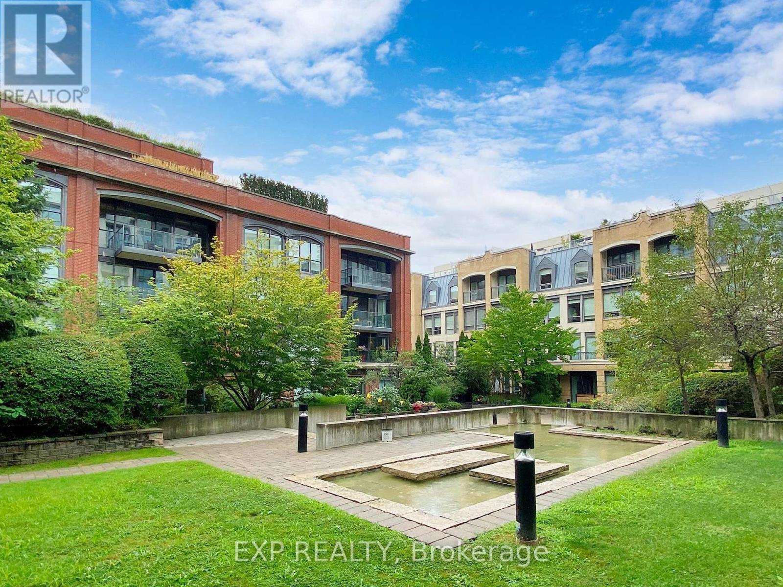 Photo 23 of 108 18 Beverley Street, Toronto ON