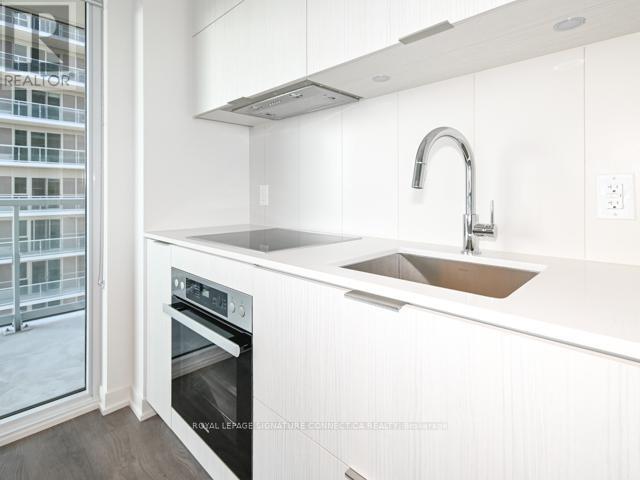 Photo 6 of 3005 20 Richardson Street, Toronto ON