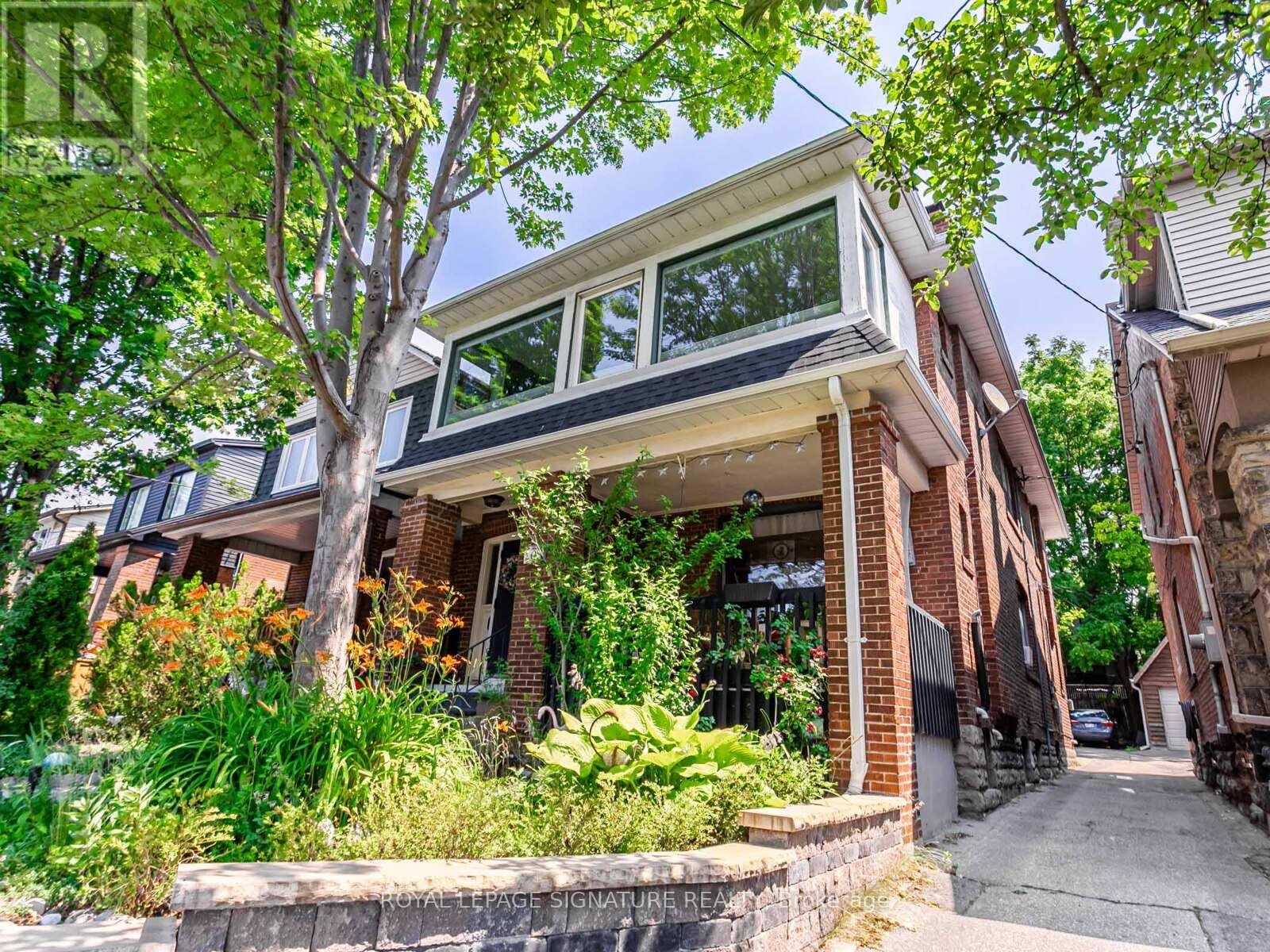 Photo 19 of 209 Arlington Avenue, Toronto ON