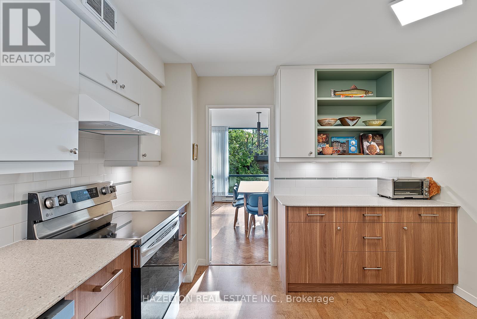 Photo 12 of 2 C 66 Collier Street, Toronto ON