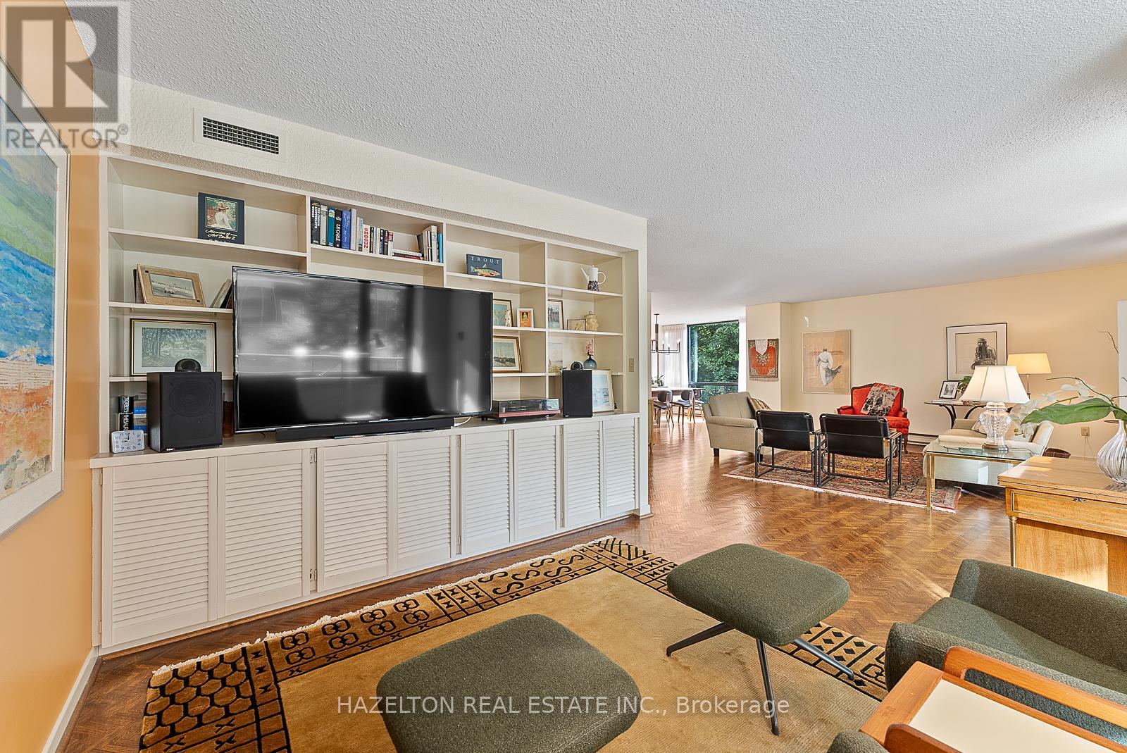 Photo 8 of 2 C 66 Collier Street, Toronto ON