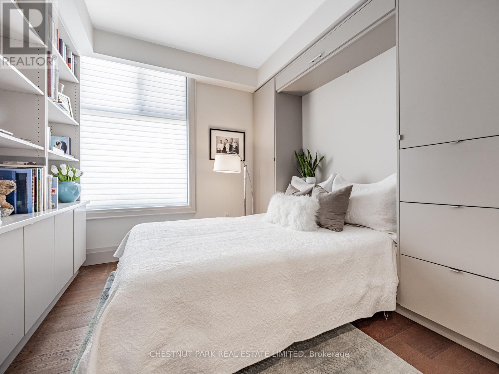 Photo 22 of 8 423 Avenue Road, Toronto ON