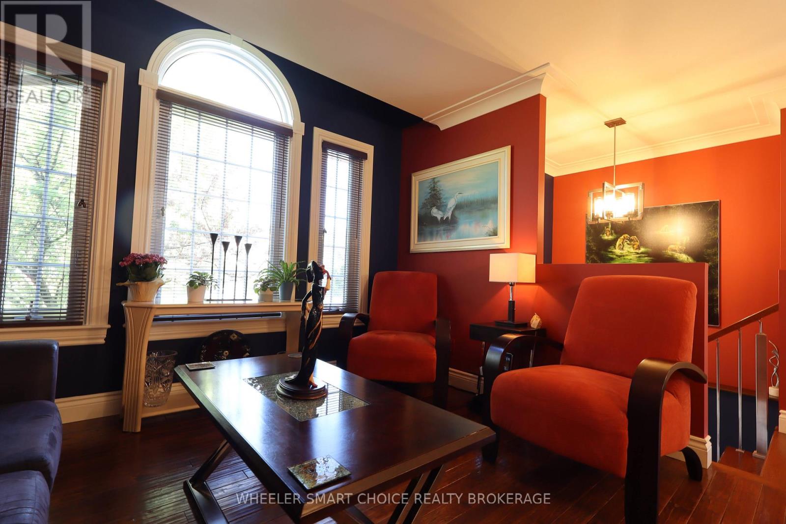 Photo 10 of 402 Ellen Avenue, Cornwall ON