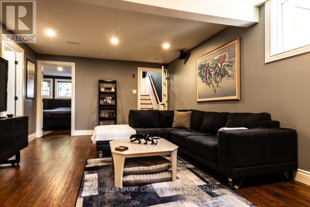 Photo 25 of 402 Ellen Avenue, Cornwall ON