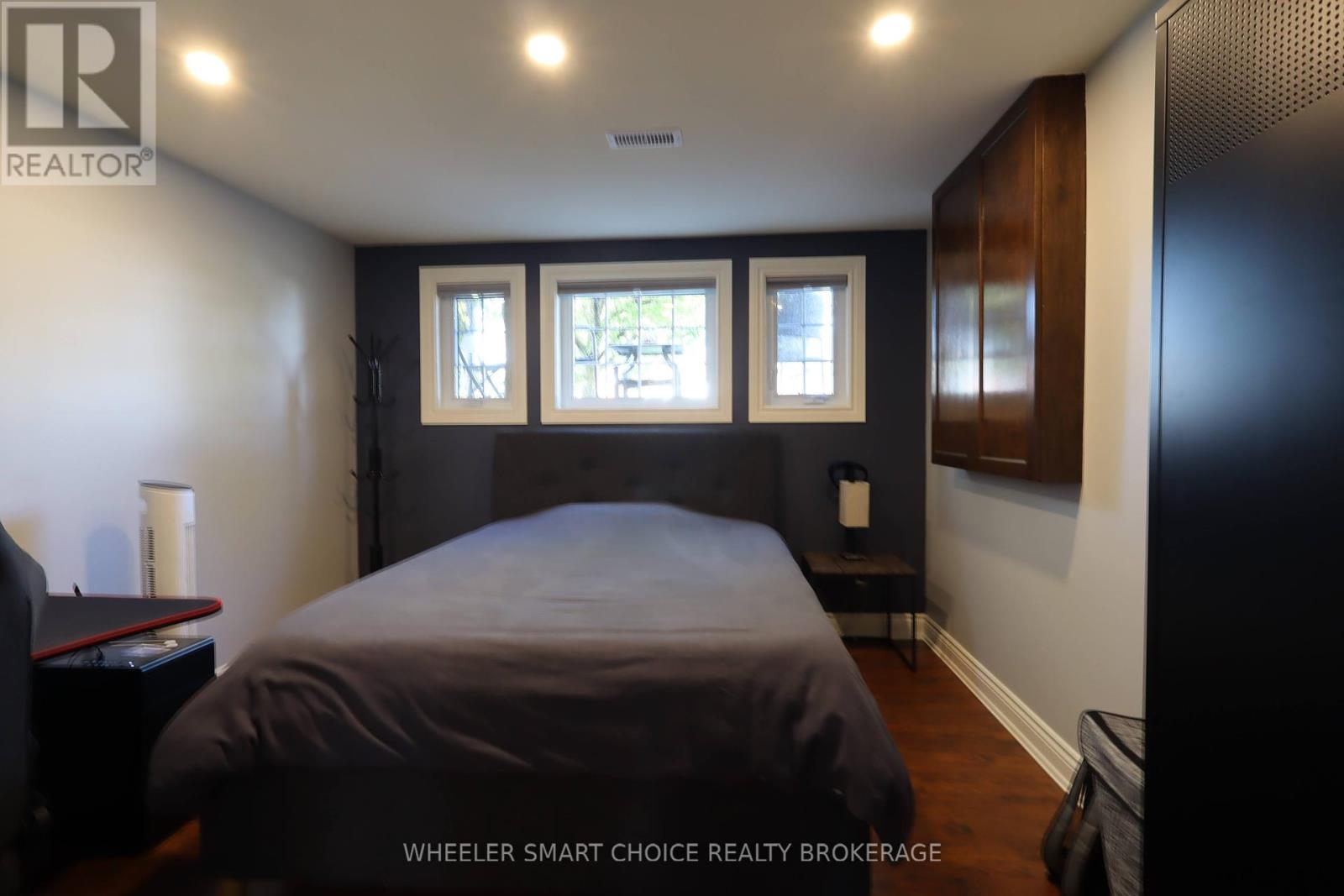 Photo 29 of 402 Ellen Avenue, Cornwall ON