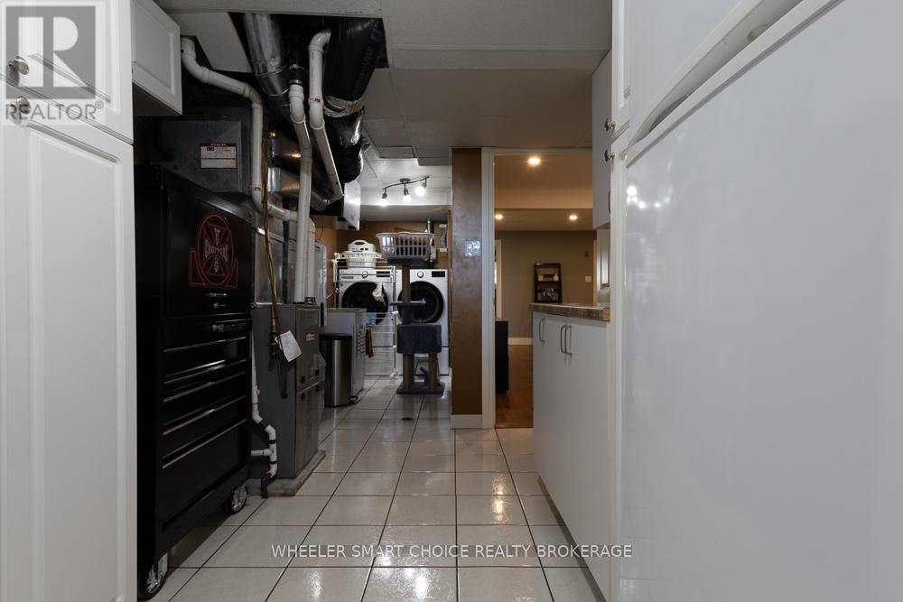 Photo 31 of 402 Ellen Avenue, Cornwall ON