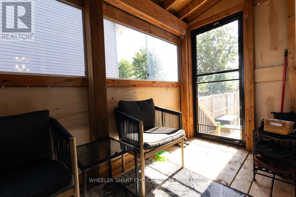 Photo 36 of 402 Ellen Avenue, Cornwall ON