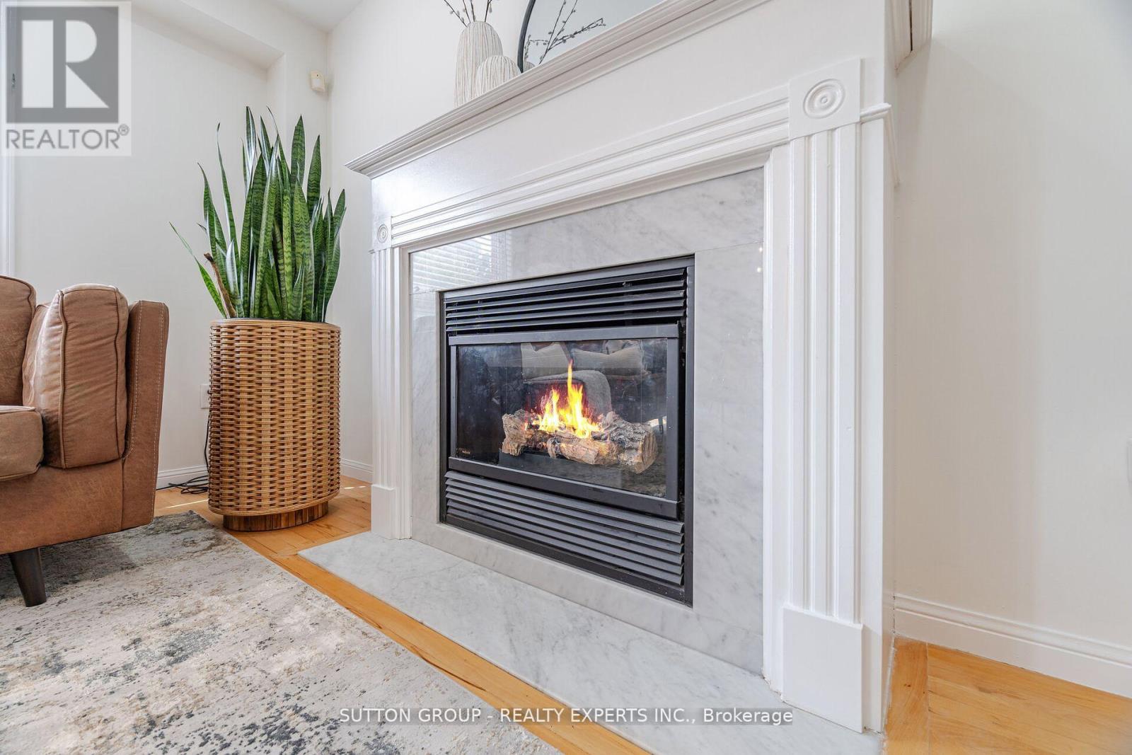 Photo 13 of 41 Solmar Avenue, Whitby ON