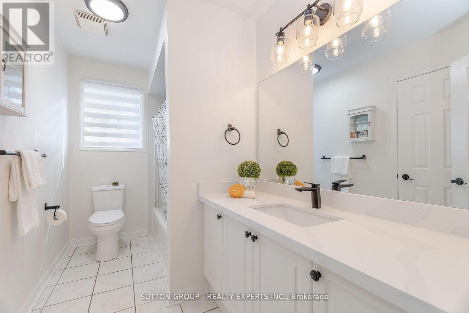 Photo 41 of 41 Solmar Avenue, Whitby ON