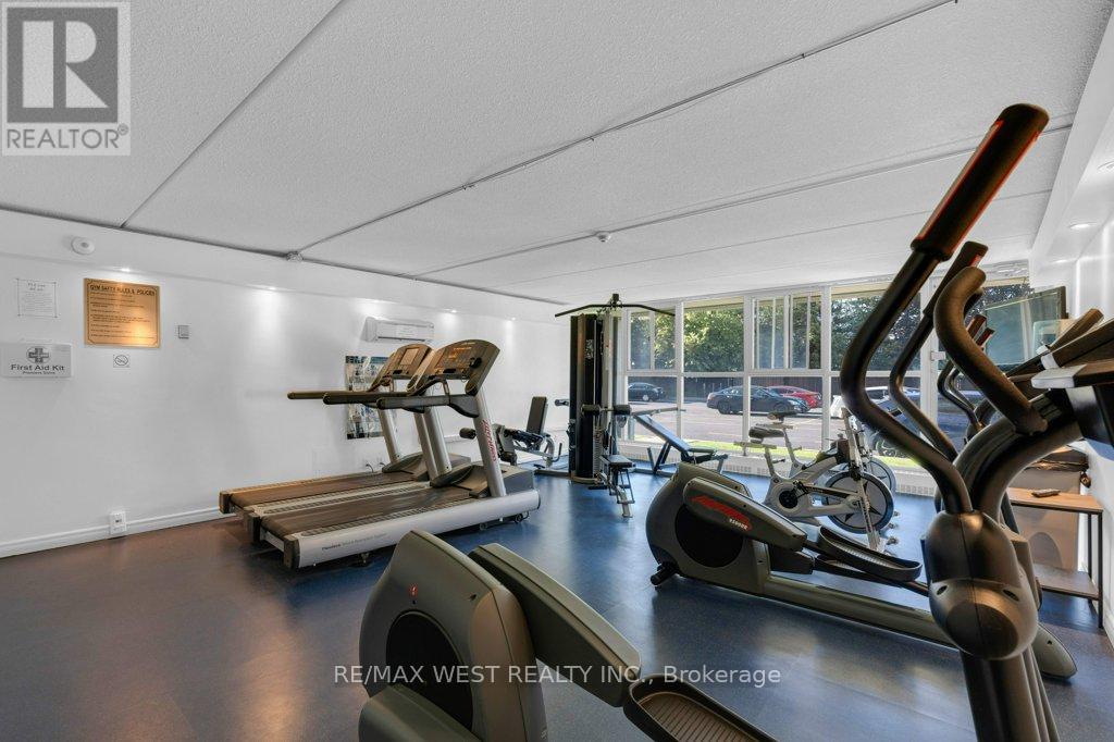 Photo 27 of 203 2 Glamorgan Avenue, Toronto ON