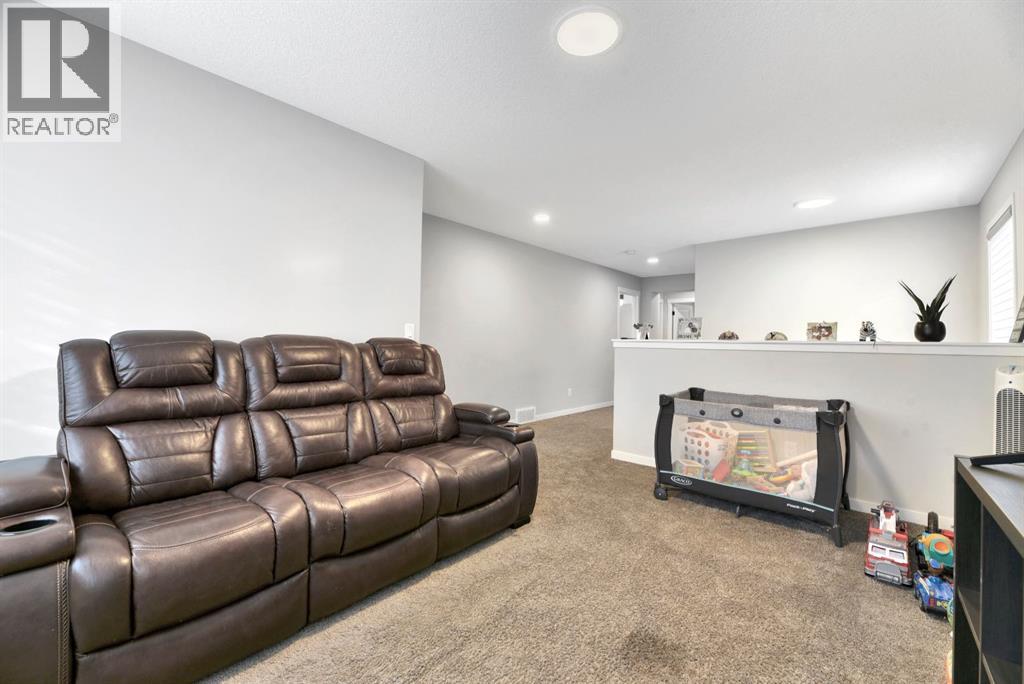 Photo 24 of 15 Creekside Grove Sw, Calgary AB