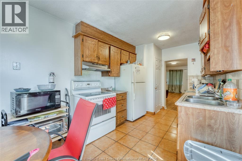 Photo 6 of 777 Randolph Avenue, Windsor ON