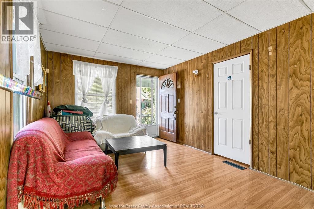 Photo 5 of 248 Josephine, Windsor ON