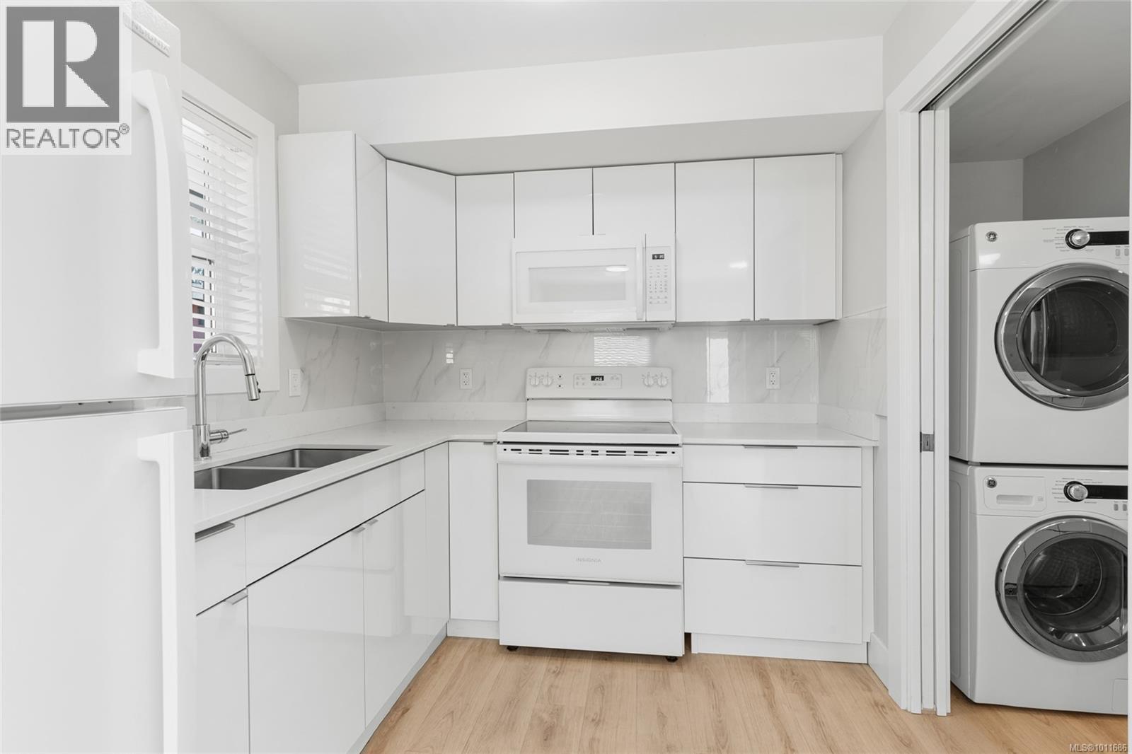 Photo 42 of 4238 Hayden Crt, Saanich BC