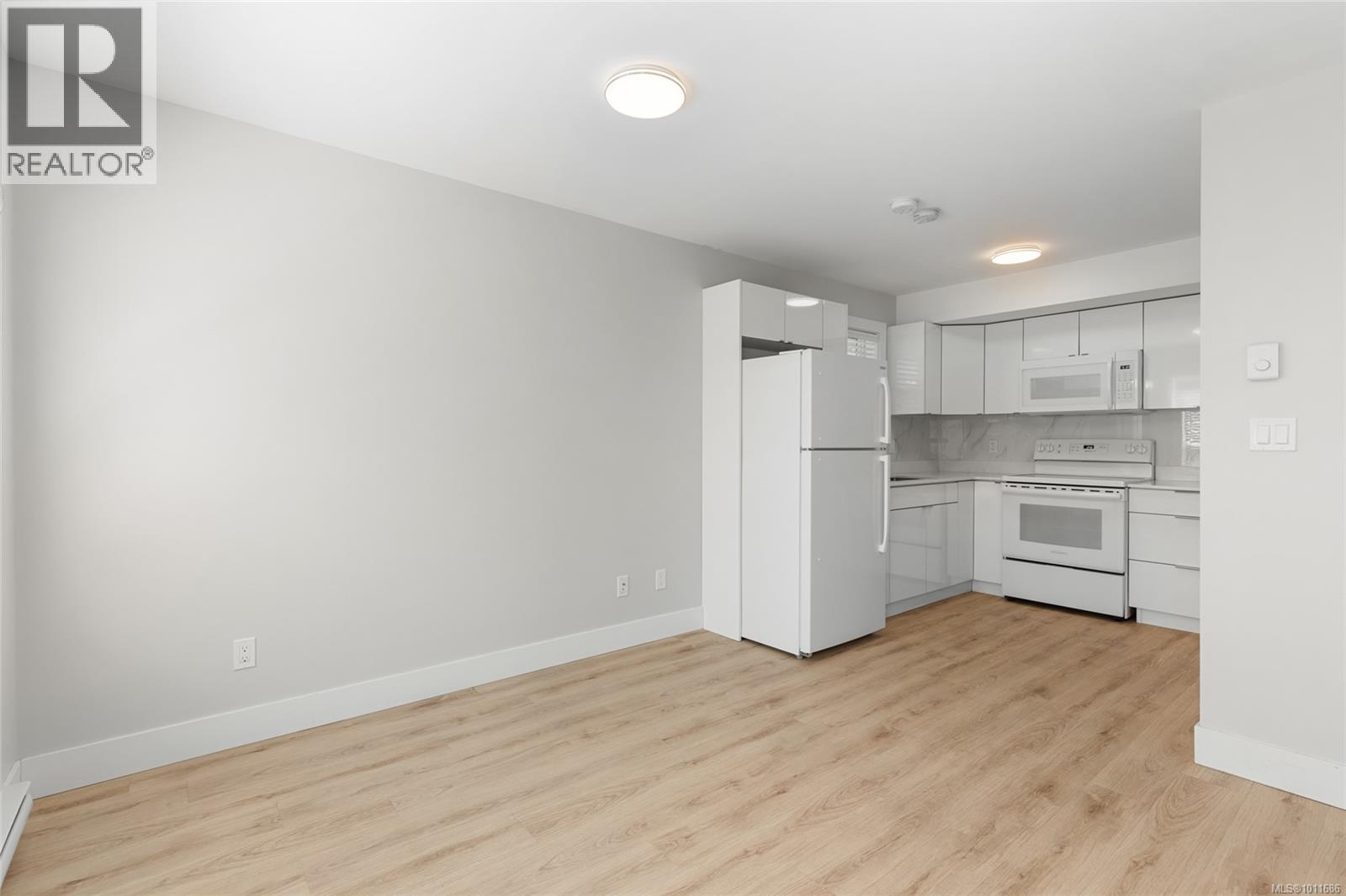 Photo 40 of 4238 Hayden Crt, Saanich BC