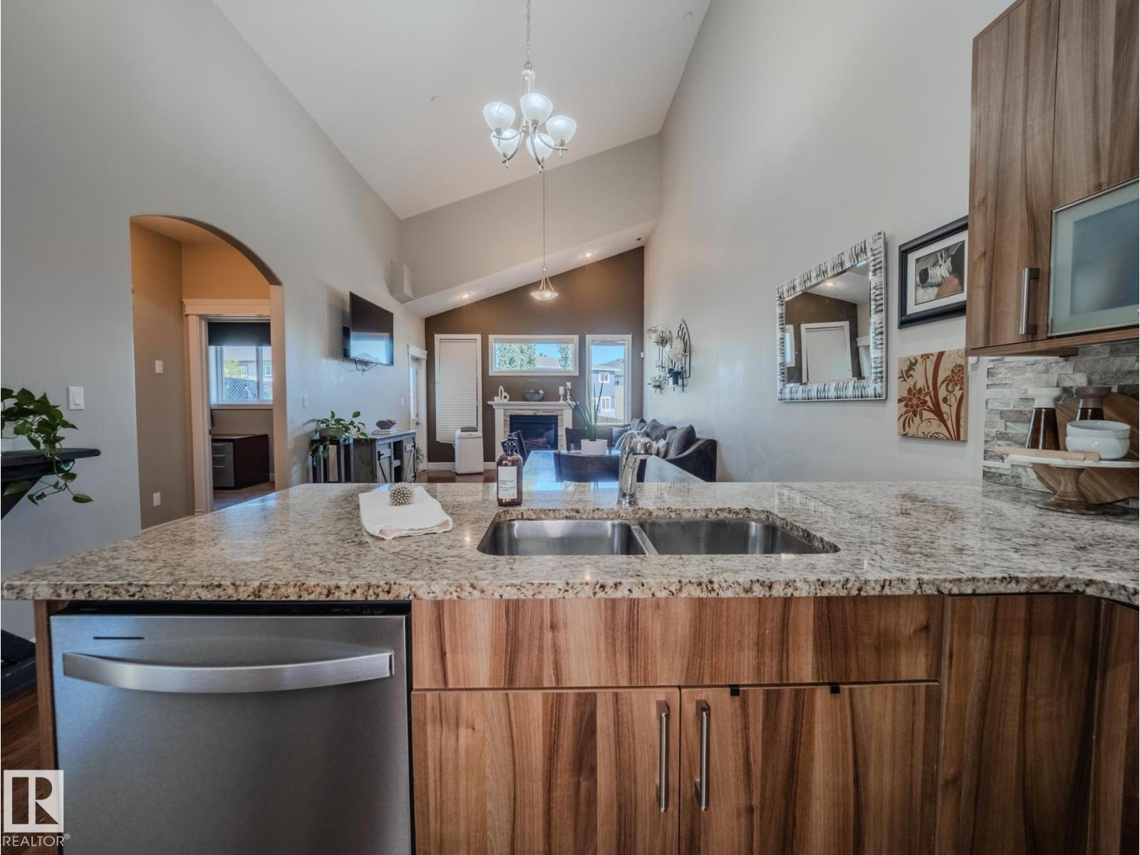 Photo 8 of 6612 34 Av, Beaumont AB