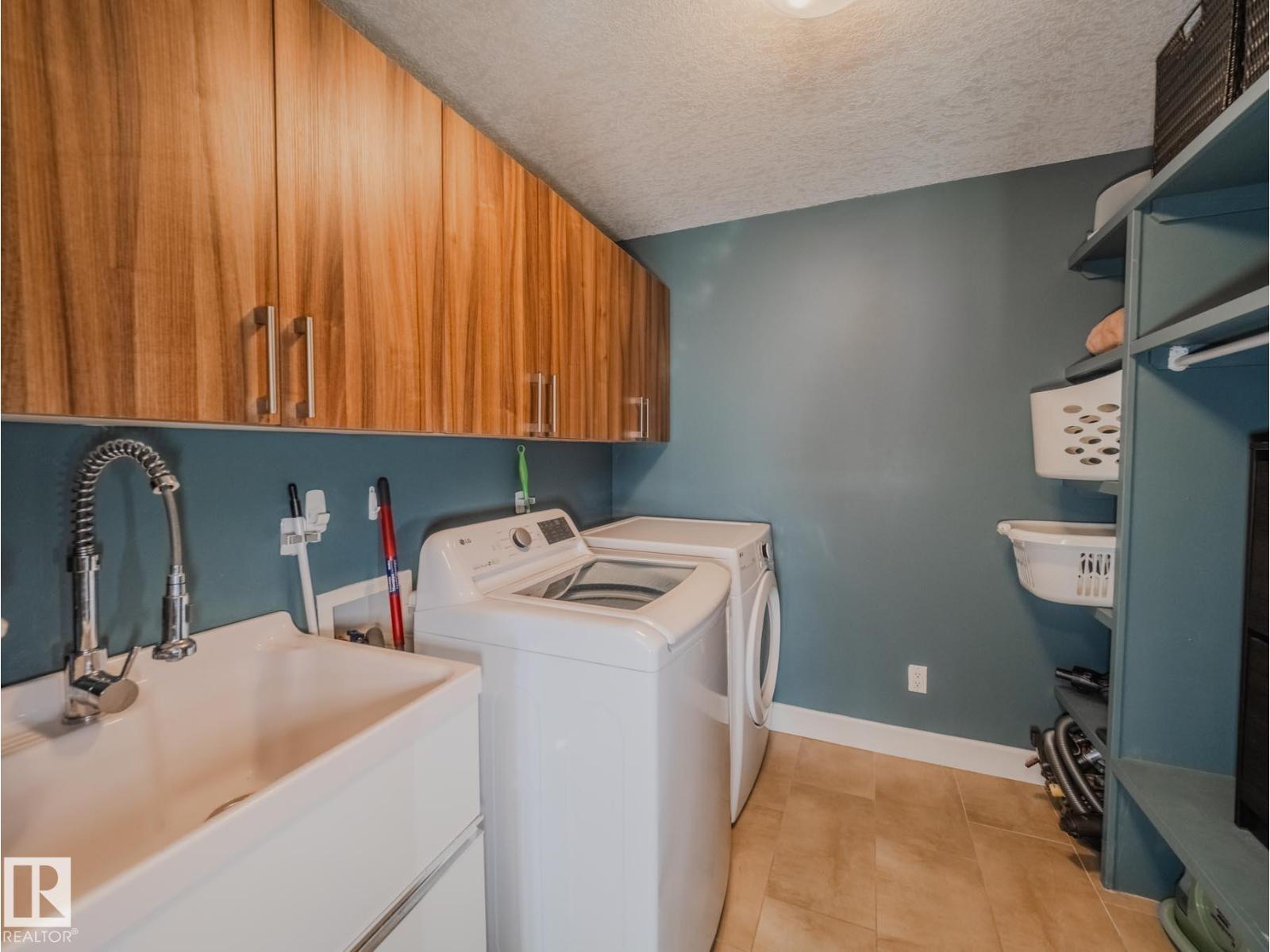 Photo 45 of 6612 34 Av, Beaumont AB