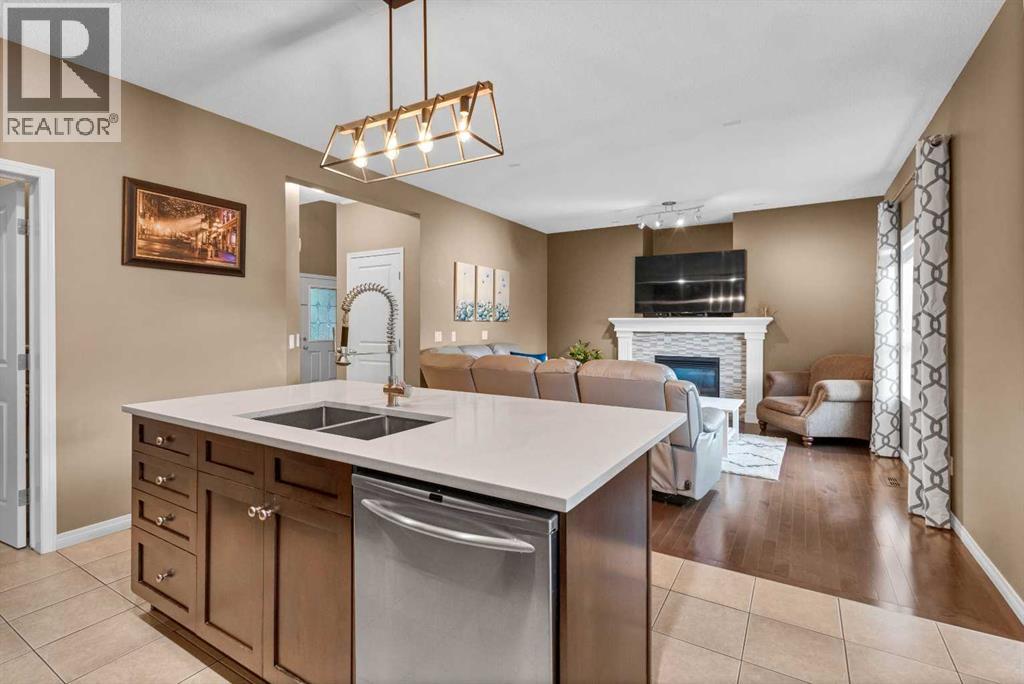 Photo 11 of 308 Prairie Springs Crescent Sw, Airdrie AB