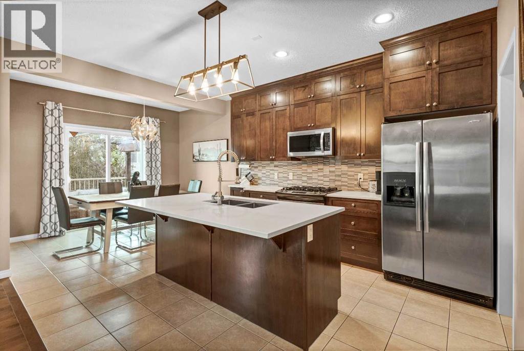 Photo 12 of 308 Prairie Springs Crescent Sw, Airdrie AB