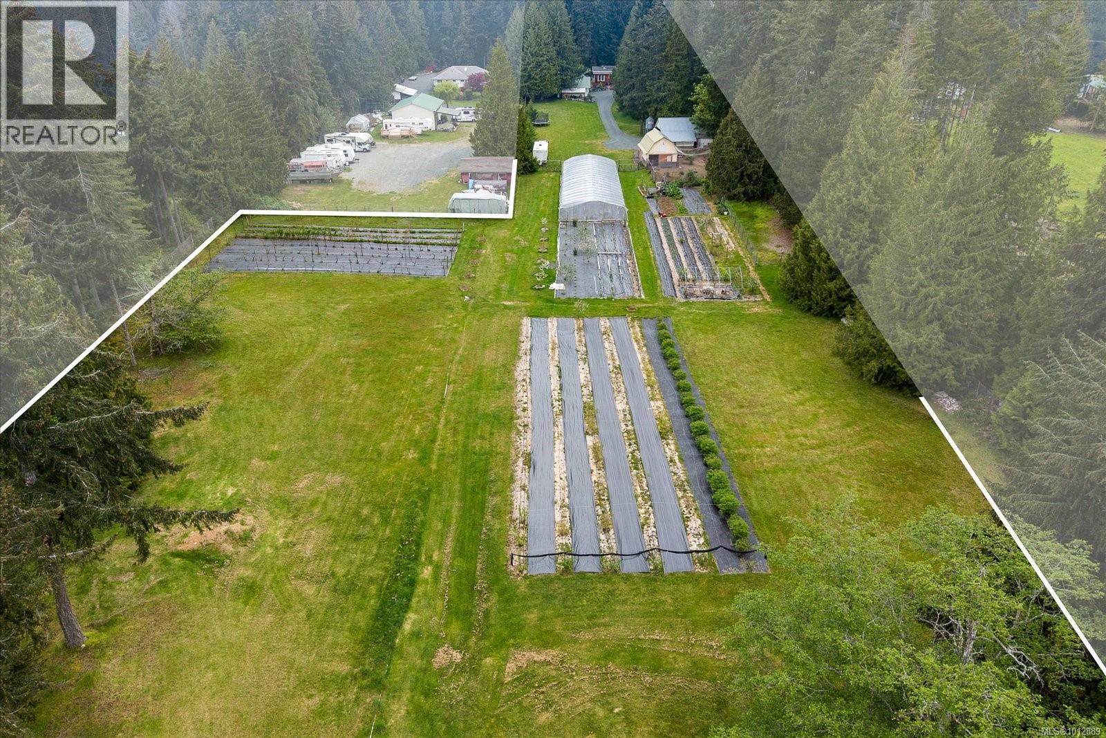 Photo 83 of 4800 Island Hwy W, Qualicum Beach BC
