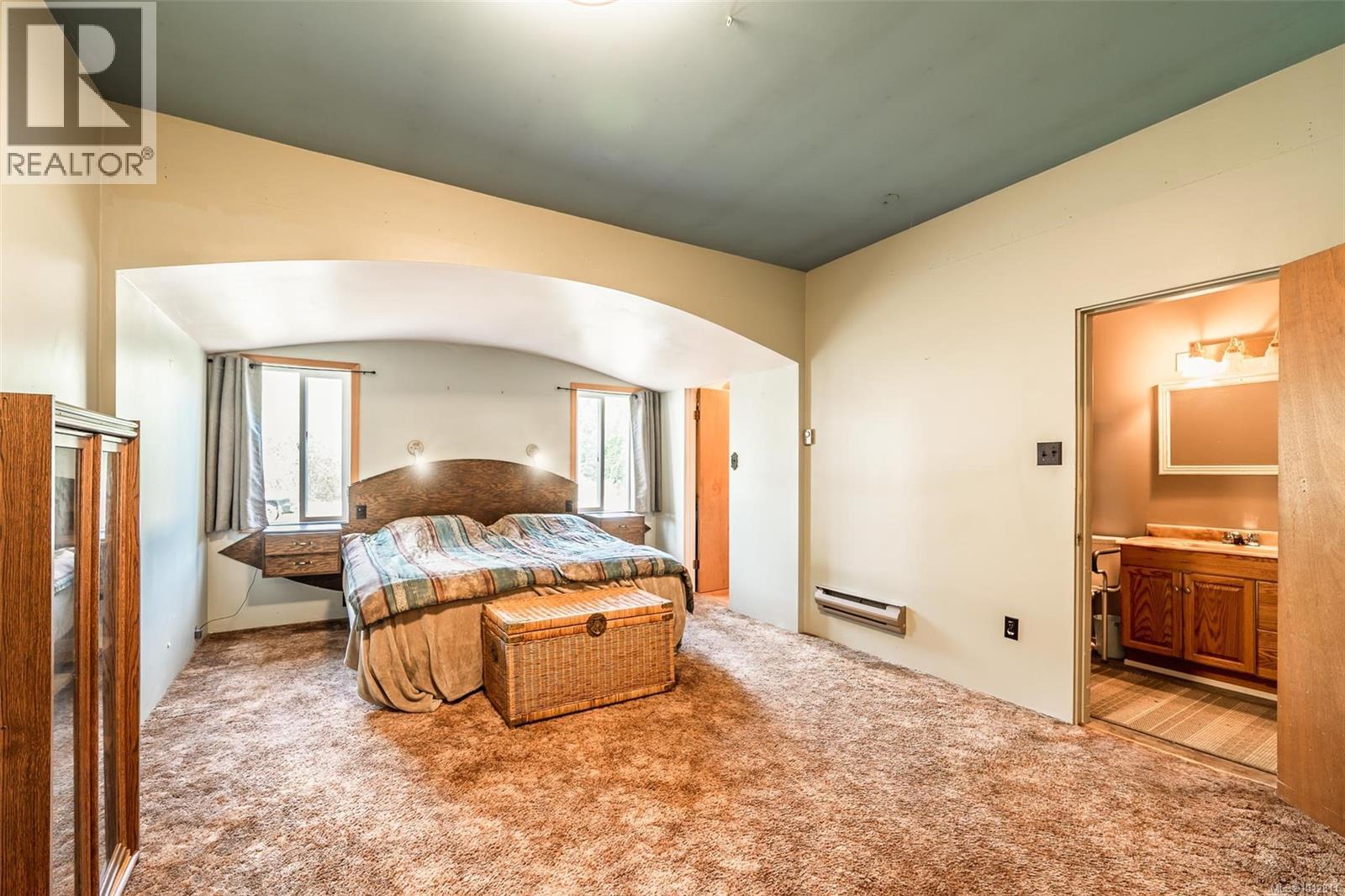 Photo 17 of 670 Kelsey Way, Sayward BC