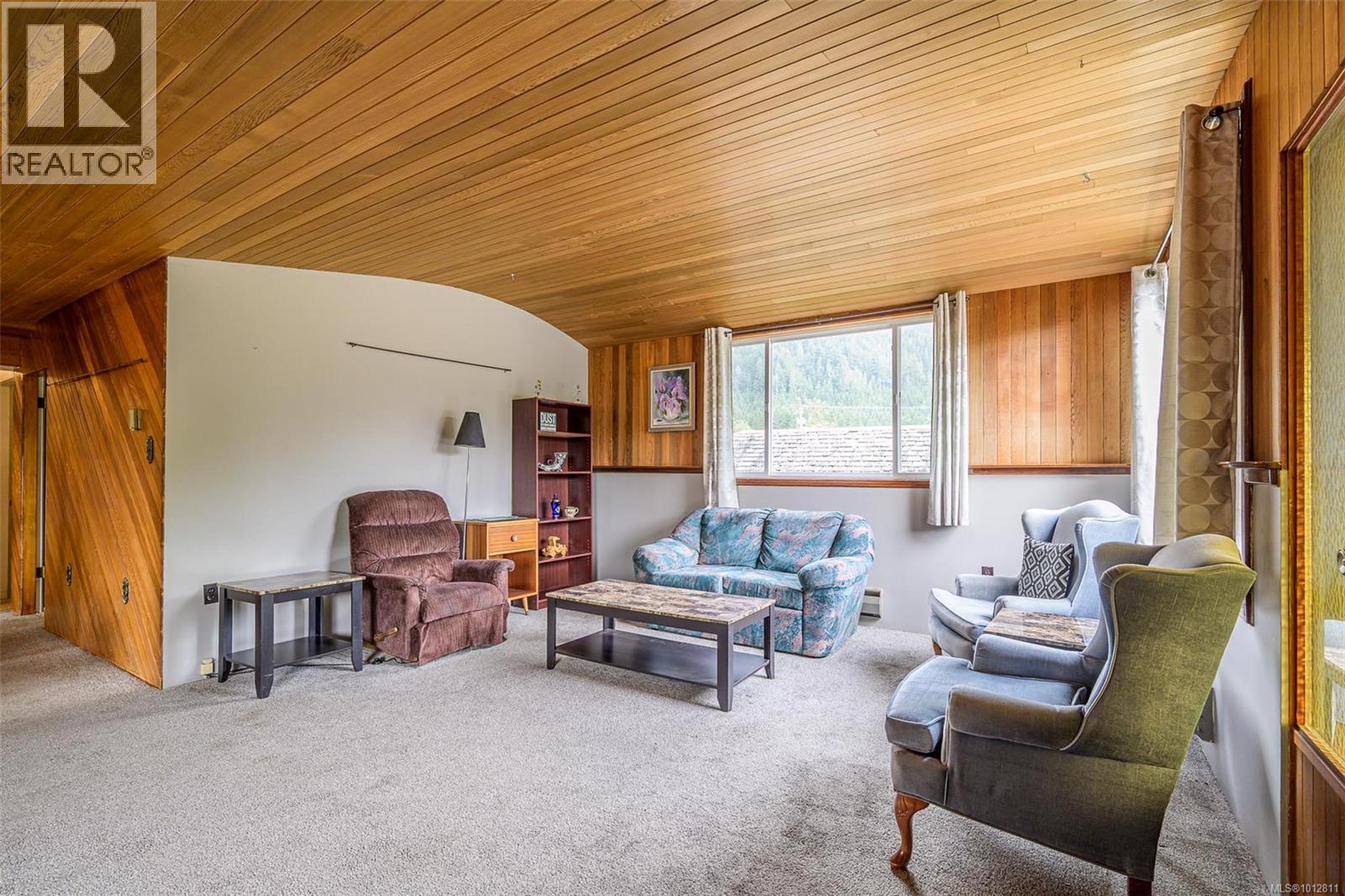 Photo 4 of 670 Kelsey Way, Sayward BC