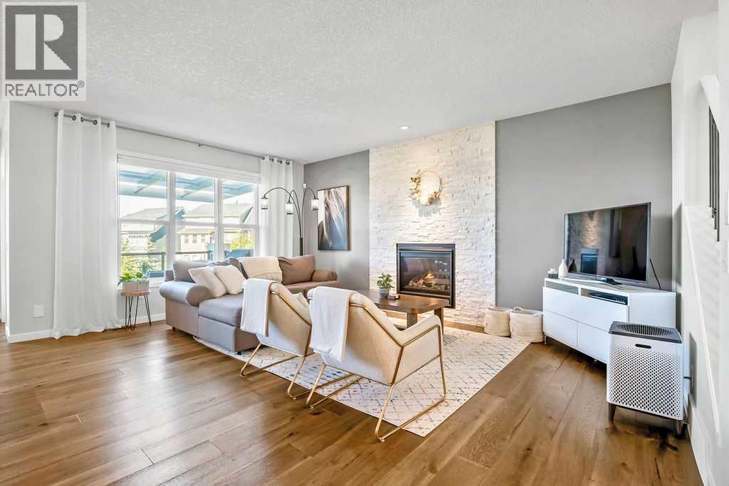 Photo 14 of 55 Sundown Way, Cochrane AB