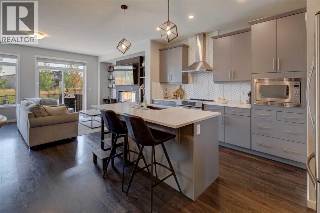 Photo 4 of 251 Belmont Heath Sw, Calgary AB