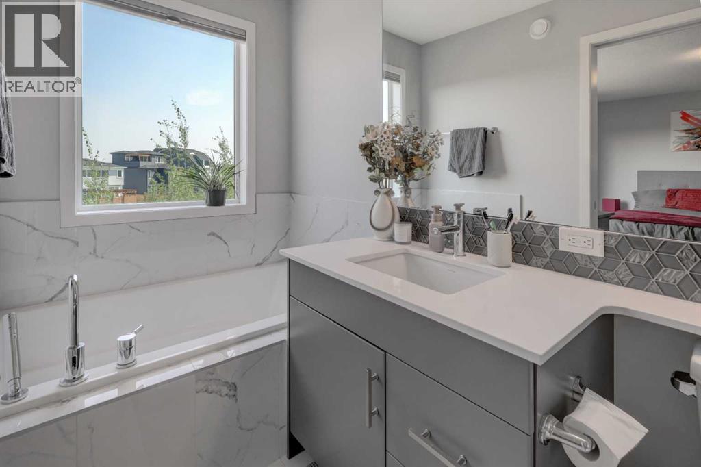 Photo 33 of 251 Belmont Heath Sw, Calgary AB