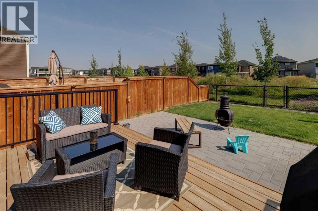 Photo 14 of 251 Belmont Heath Sw, Calgary AB