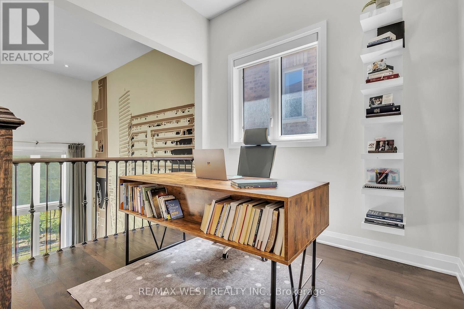 Photo 19 of 41 Pelee Avenue, Vaughan ON